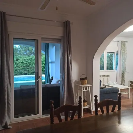 Tres Pinos 度假居 *